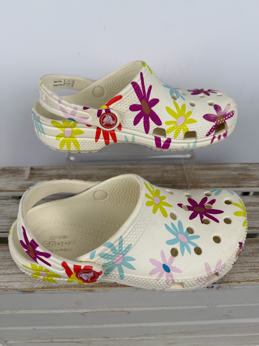 Crocs Kids floral Classic Crafted Daisy Clogs in the color Chalk size C13 - Picture 2 of 13
